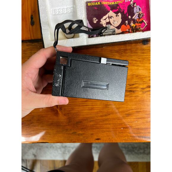 Vintage In Box Kodiak Instamax 314 Film Camera and manual - Picture 3 of 13
